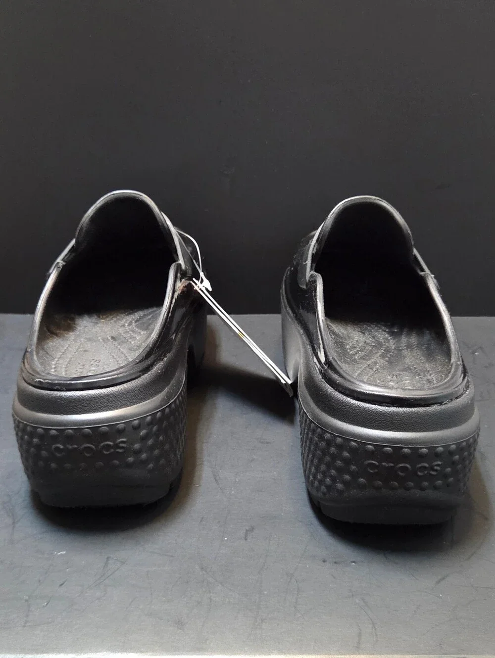 CROCS Stomp High Shine Loafer Black Corform Platform Clog Womens Size 6 0195